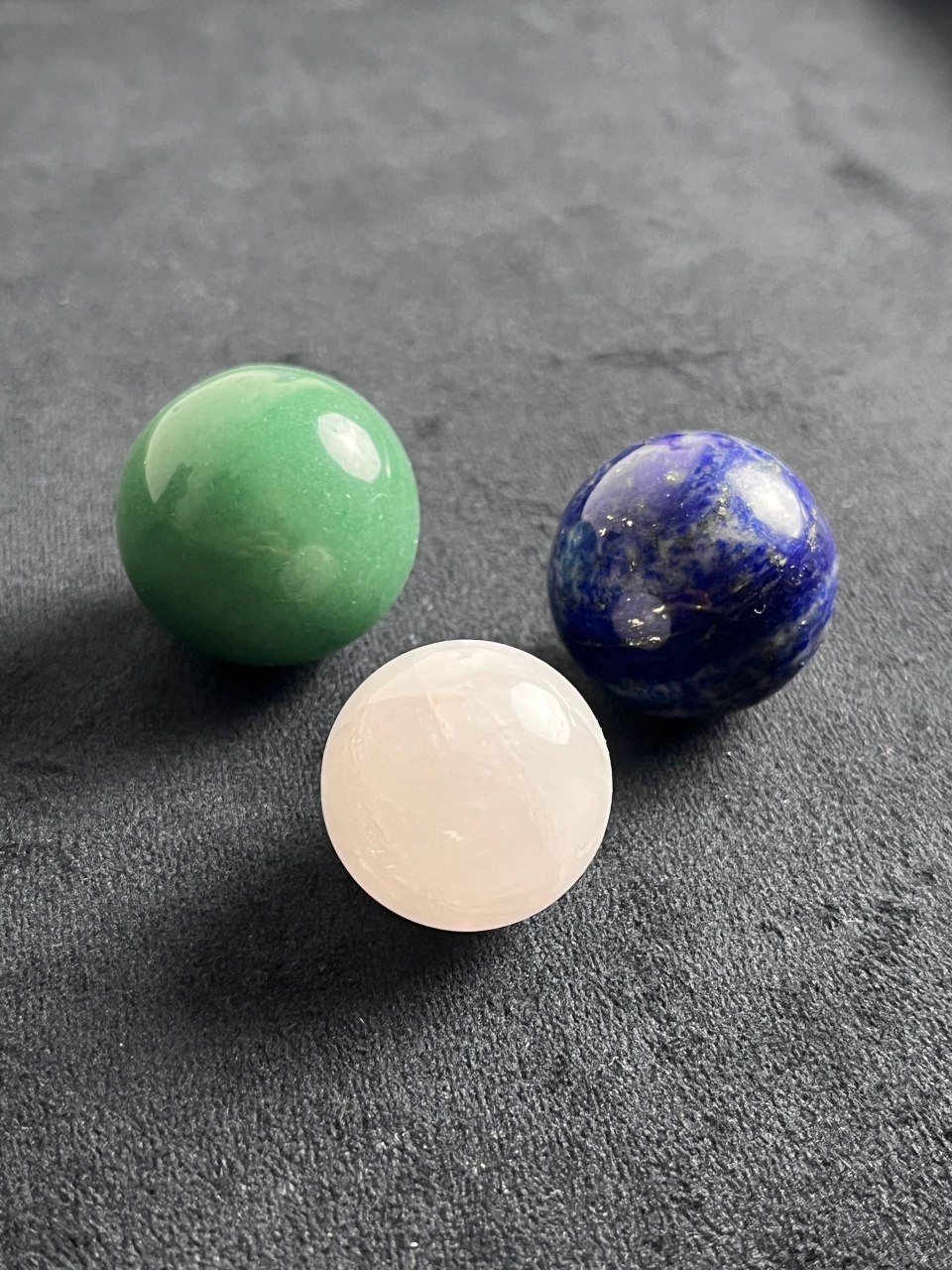 تصویر گوی سنگ طبیعی - گوی فلورین 