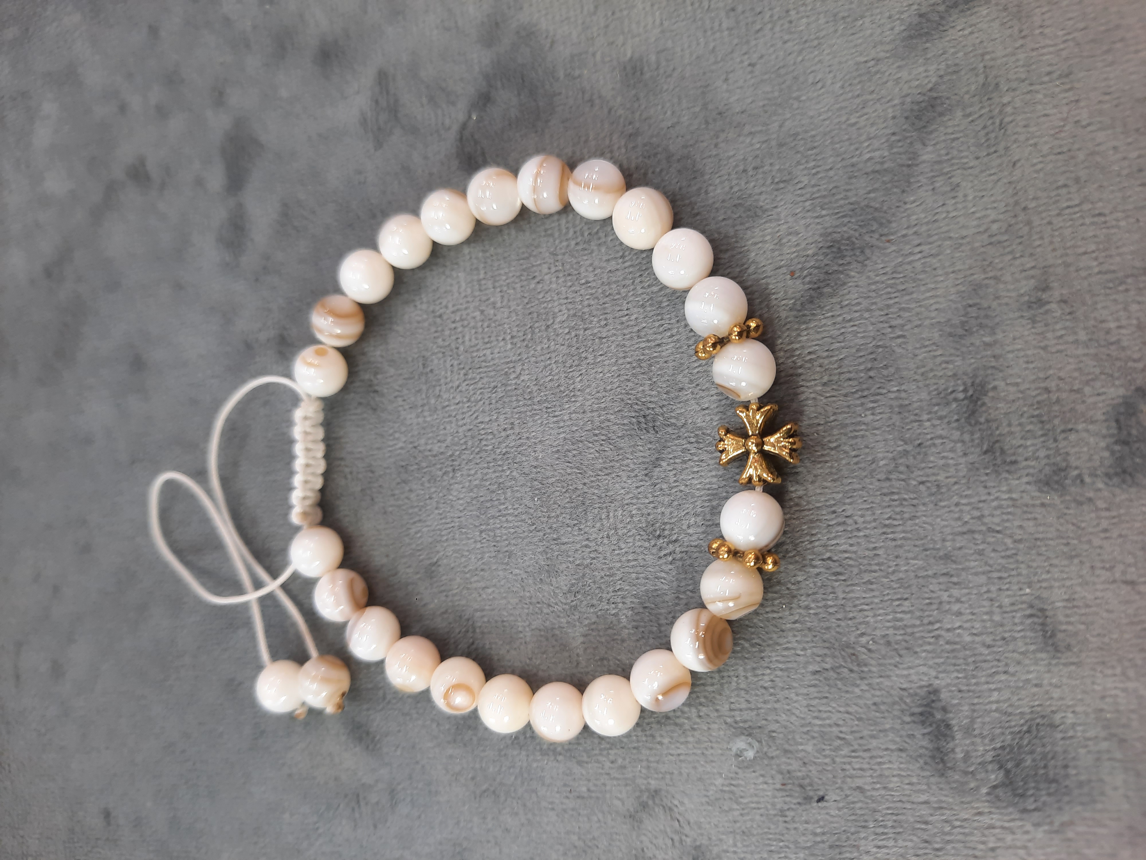 تصویر دستبند سنگ وبافت 